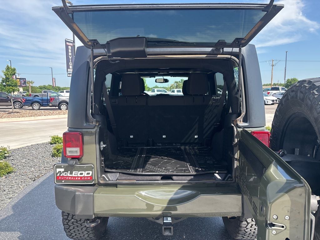 2016 Jeep Wrangler Unlimited Sahara