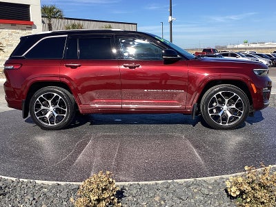 2022 Jeep Grand Cherokee Summit Reserve