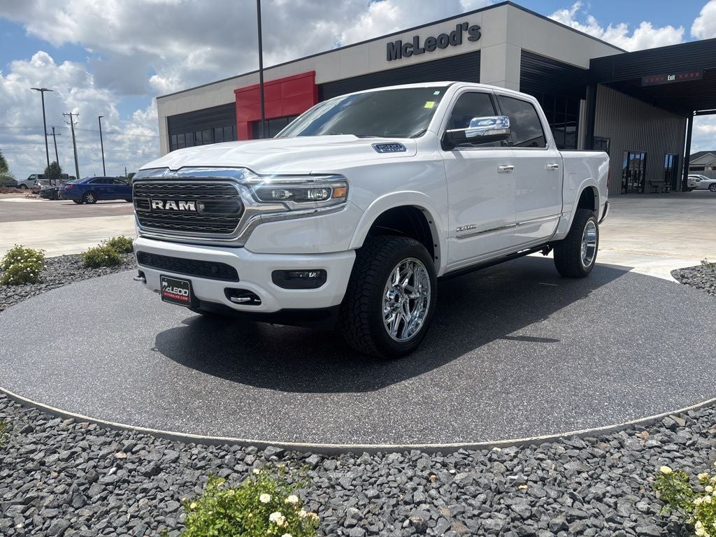 2019 RAM 1500 Limited 4x4 Crew Cab 5'7's photo