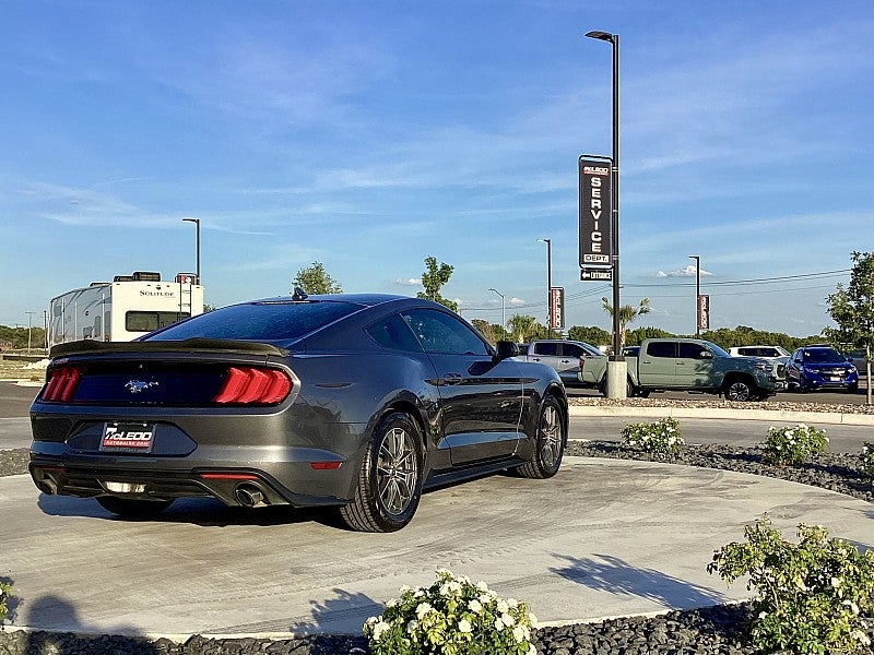 2021 Ford Mustang EcoBoost