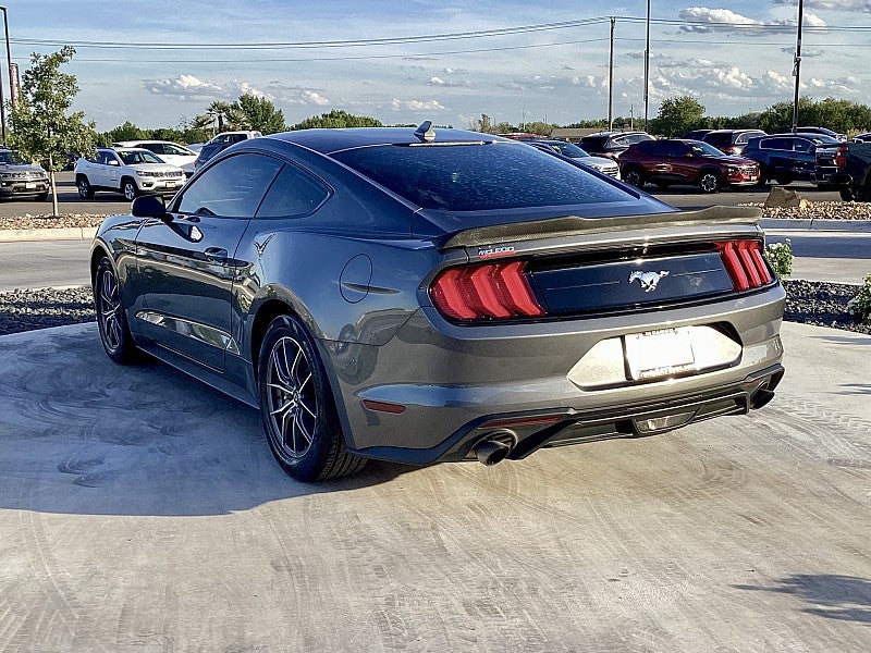 2021 Ford Mustang EcoBoost
