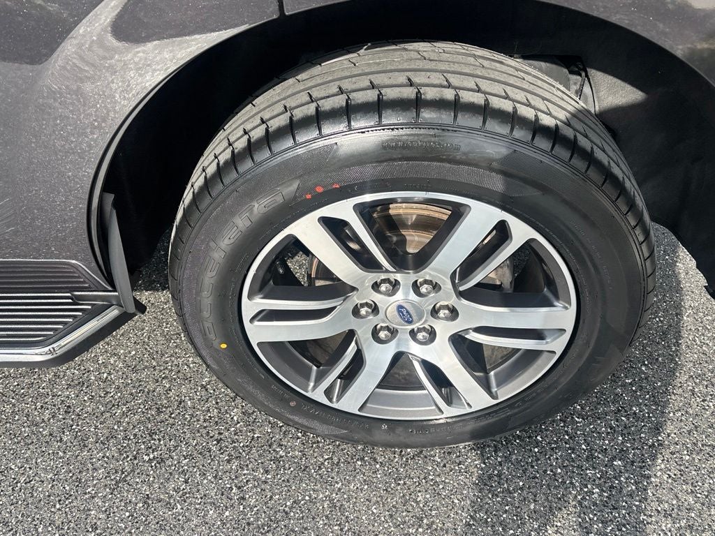 2022 Ford Expedition XLT