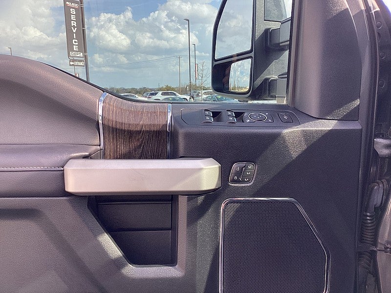 2021 Ford Super Duty F-250 4WD LARIAT