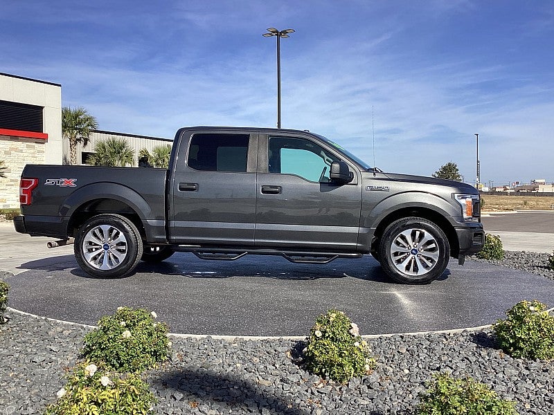 2022 Ford F-150 2WD XLT