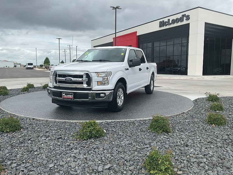 2017 Ford F-150 2WD XLT