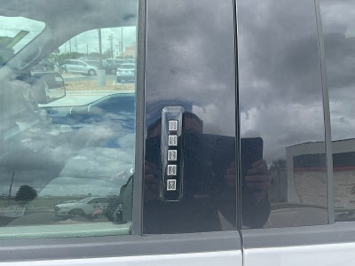 2017 Ford F-150 2WD XLT