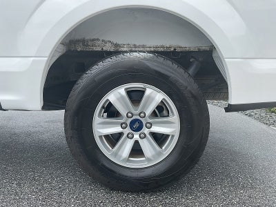 2017 Ford F-150 2WD XLT