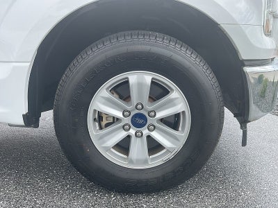 2017 Ford F-150 2WD XLT