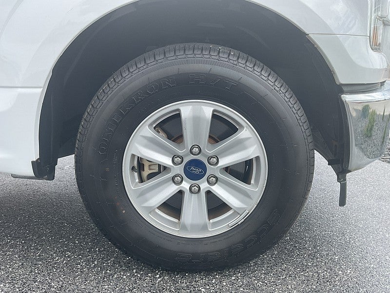 2017 Ford F-150 2WD XLT