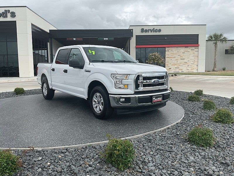 2017 Ford F-150 2WD XLT