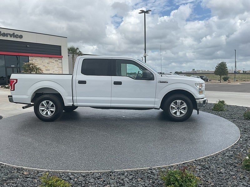 2017 Ford F-150 2WD XLT