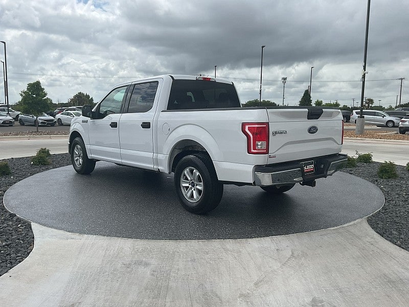 2017 Ford F-150 2WD XLT