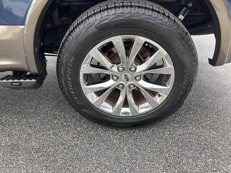 2016 Ford F-150 2WD Lariat