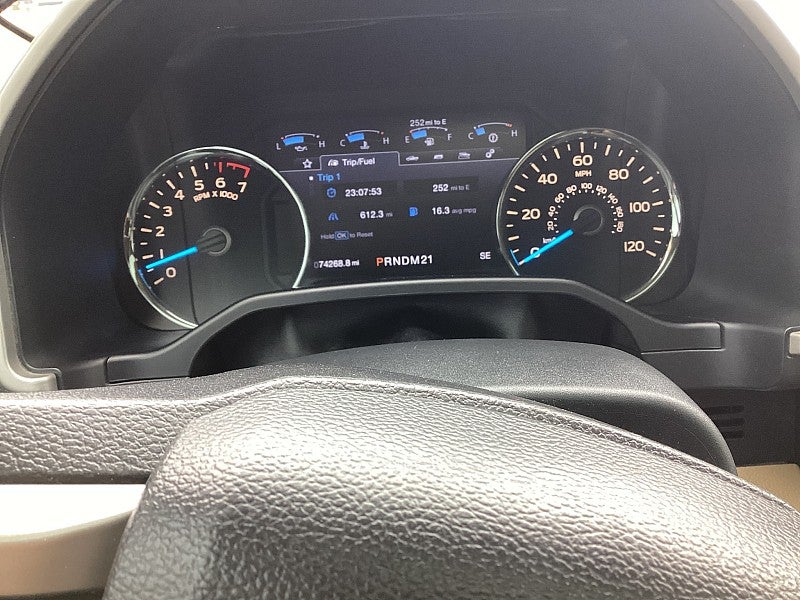 2016 Ford F-150 2WD Lariat