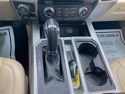 2016 Ford F-150 2WD Lariat