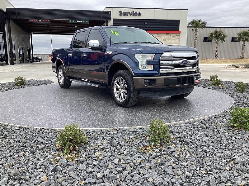 2016 Ford F-150 2WD Lariat