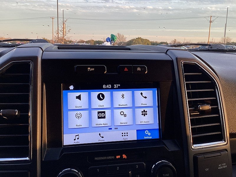 2016 Ford F-150 2WD XLT