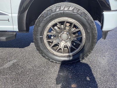 2022 Ford F-150 4WD LARIAT