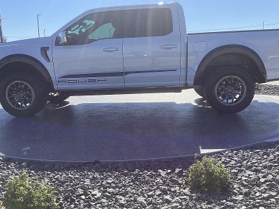 2022 Ford F-150 4WD LARIAT