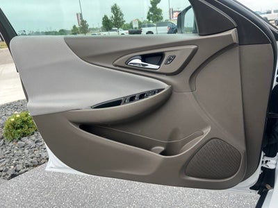 2022 Chevrolet Malibu LS 1FL