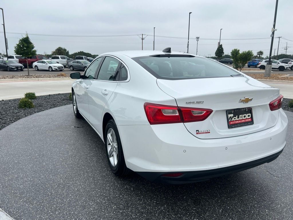 2022 Chevrolet Malibu LS 1FL
