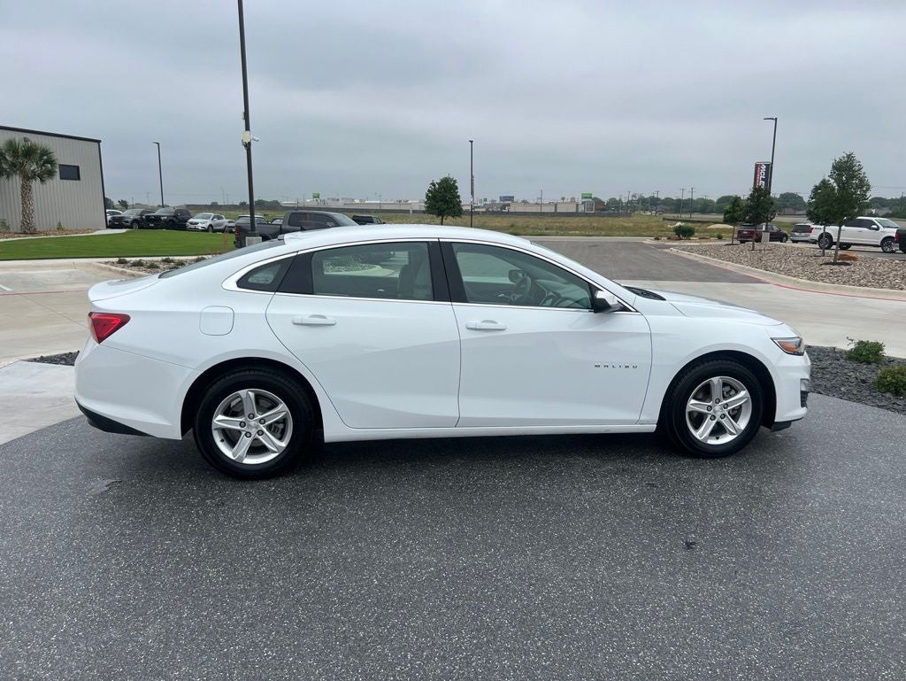 2022 Chevrolet Malibu LS 1FL