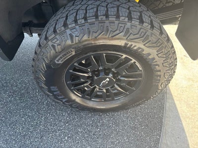 2024 Chevrolet Silverado 2500HD ZR2
