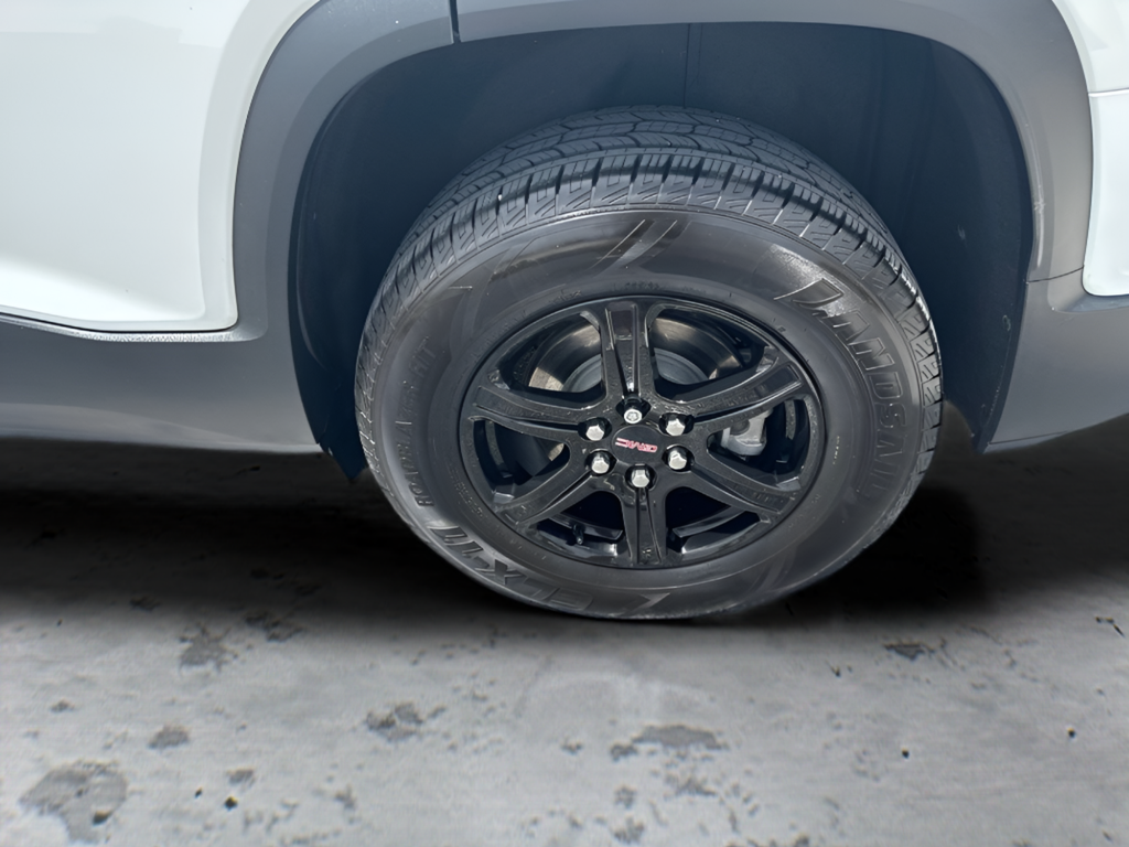 2022 GMC Acadia AT4