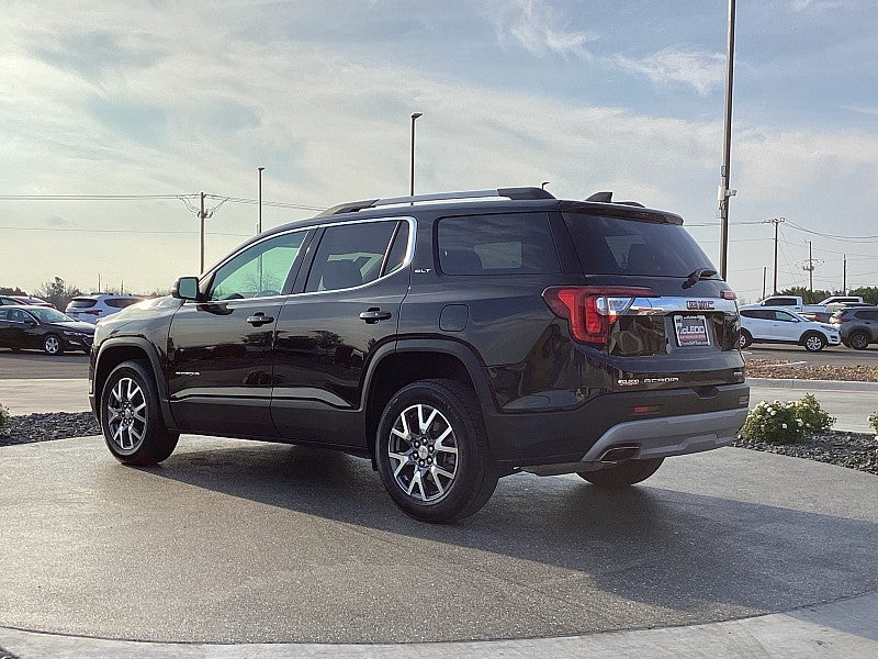 2023 GMC Acadia SLT