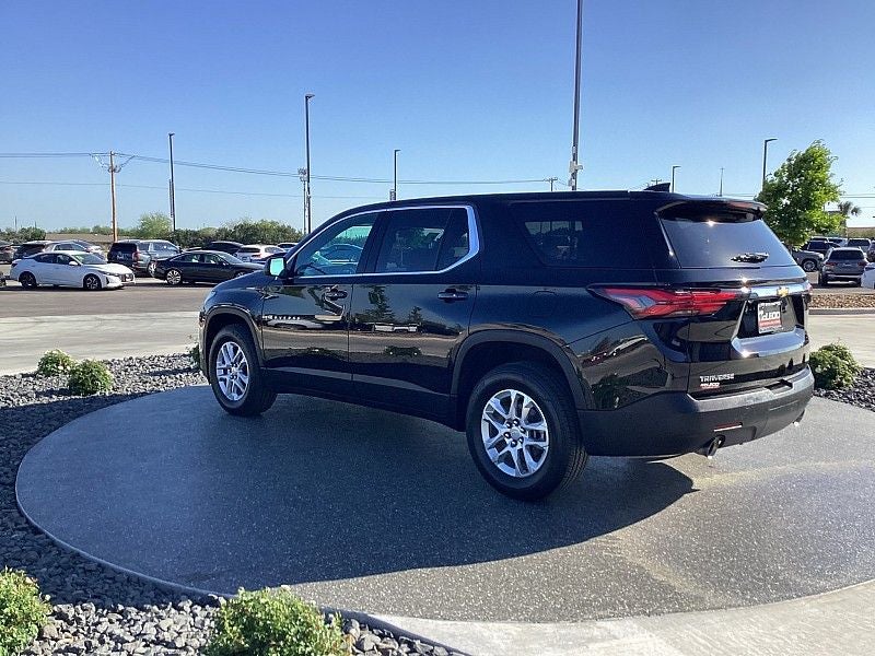 2023 Chevrolet Traverse LS