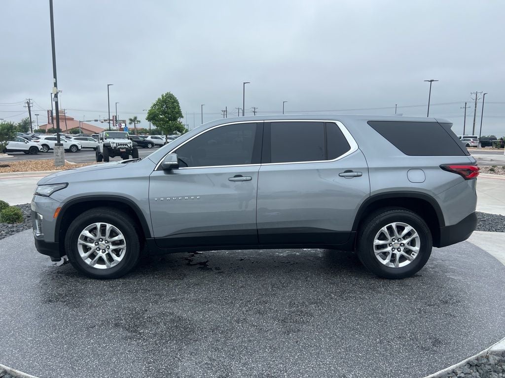 2023 Chevrolet Traverse LS