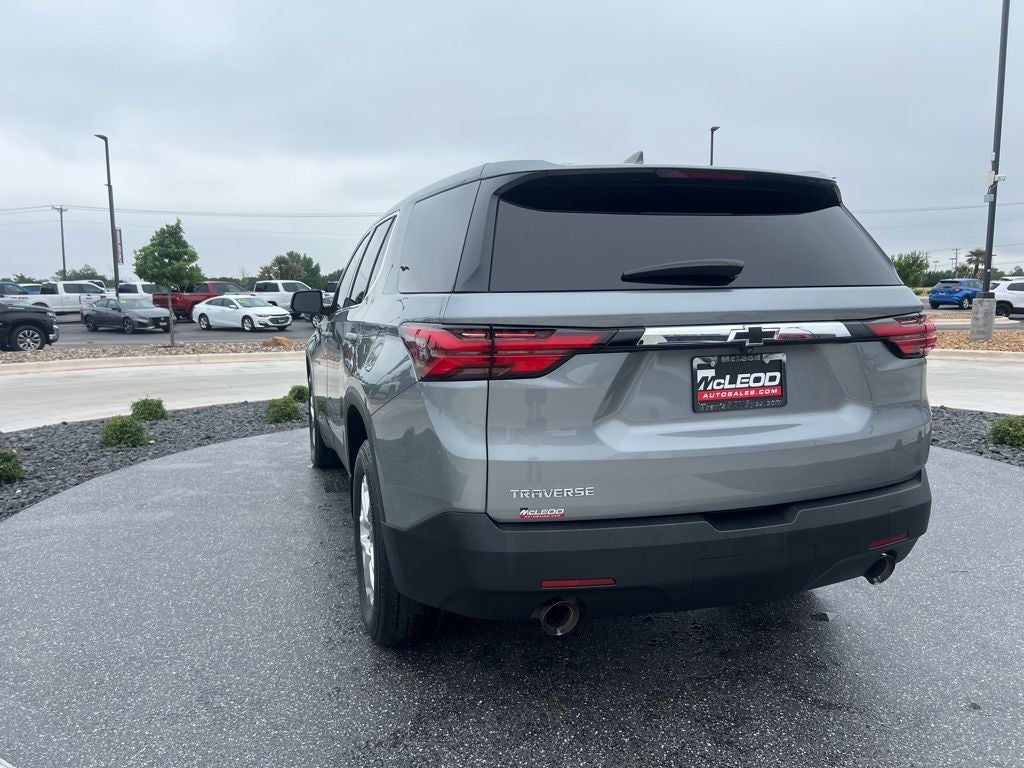 2023 Chevrolet Traverse LS