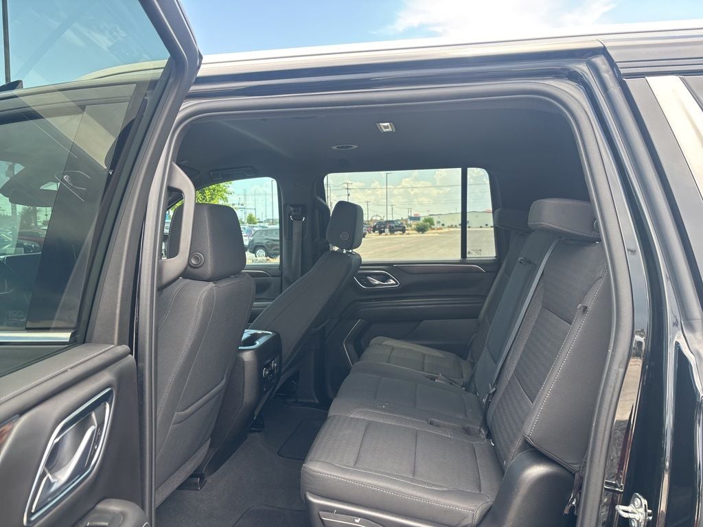 2021 Chevrolet Suburban LS
