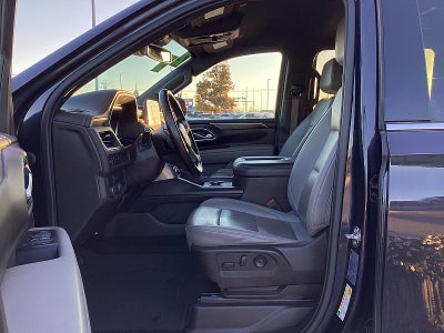 2023 Chevrolet Suburban LT