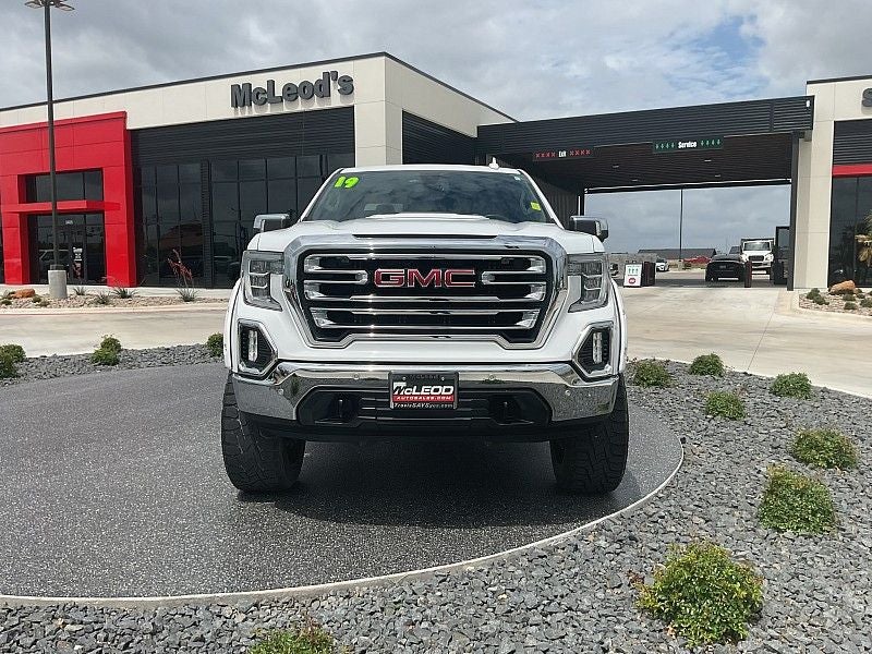 2019 GMC Sierra 1500 SLT
