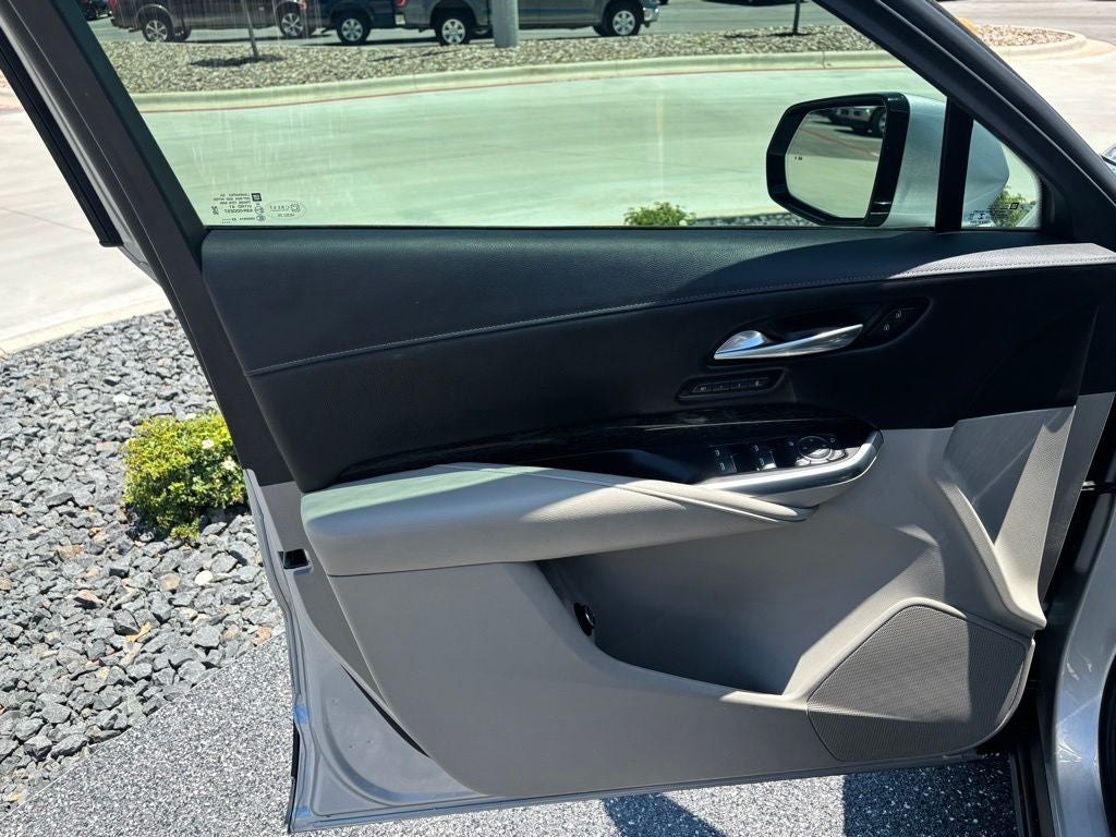 2021 Cadillac XT4 Premium Luxury