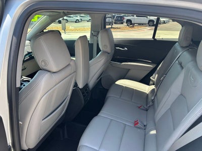 2021 Cadillac XT4 Premium Luxury
