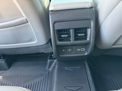 2021 Cadillac XT4 Premium Luxury