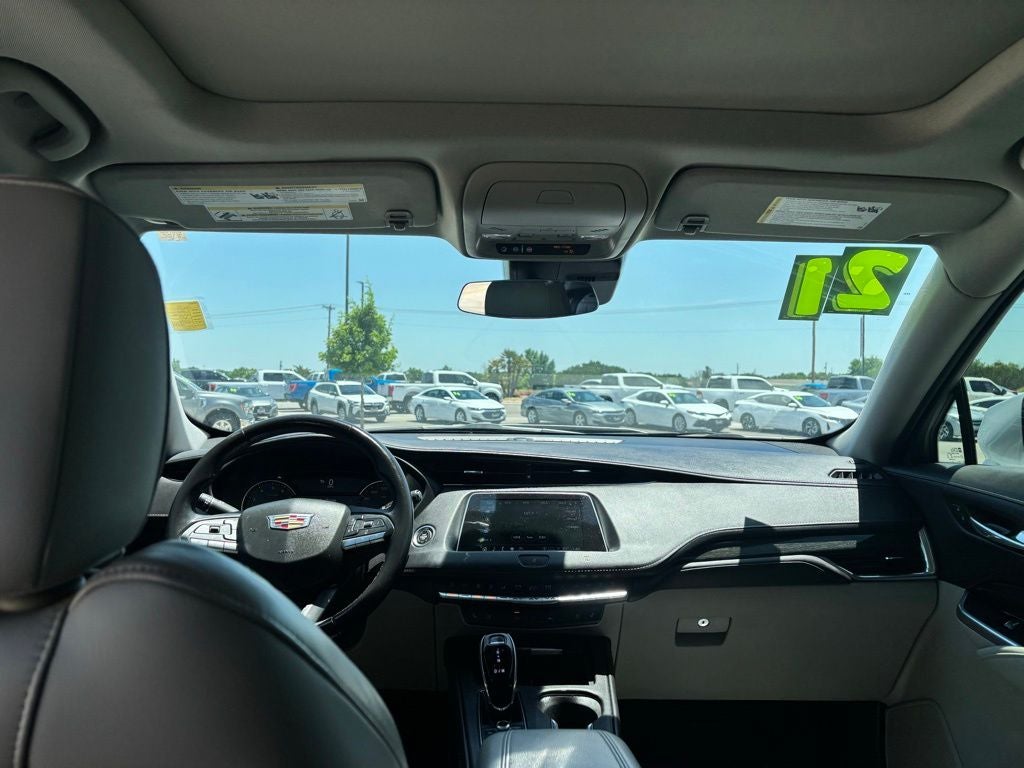 2021 Cadillac XT4 Premium Luxury