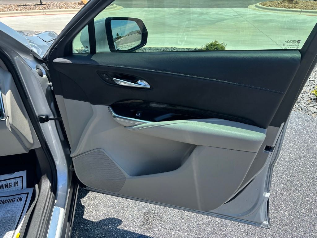2021 Cadillac XT4 Premium Luxury