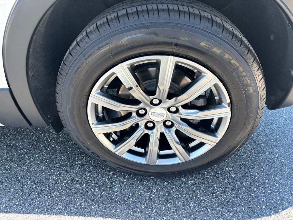 2021 Cadillac XT4 Premium Luxury