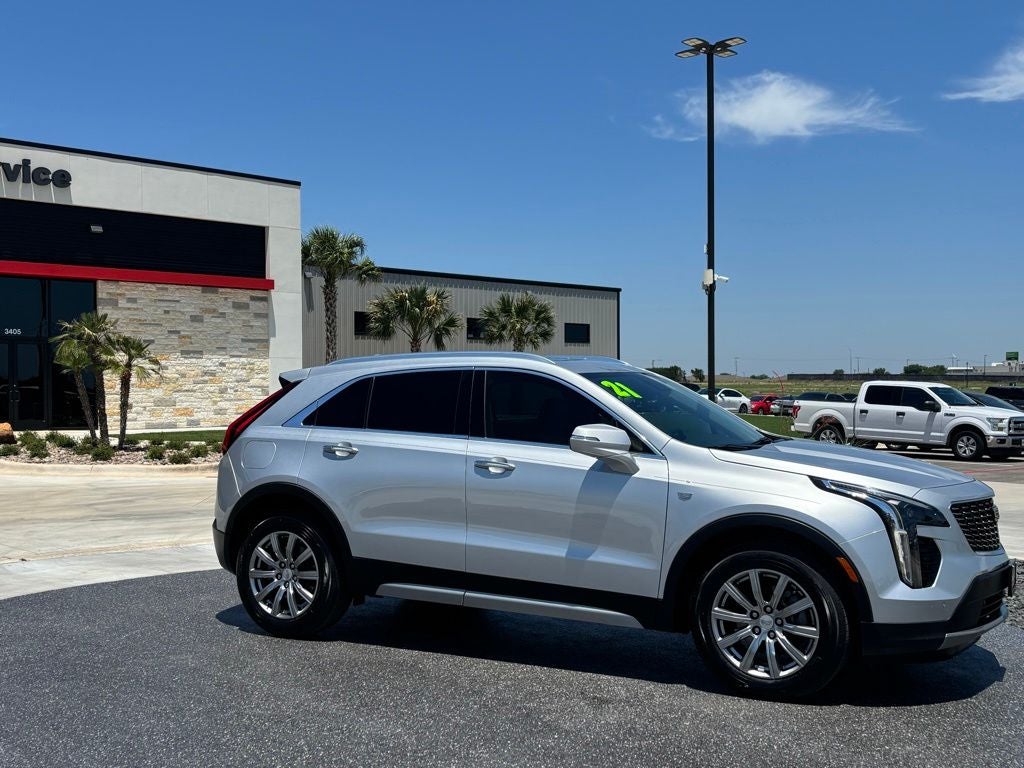 2021 Cadillac XT4 Premium Luxury