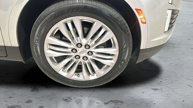 2019 Cadillac XT5 Premium Luxury FWD