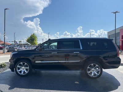 2019 Cadillac Escalade ESV Luxury