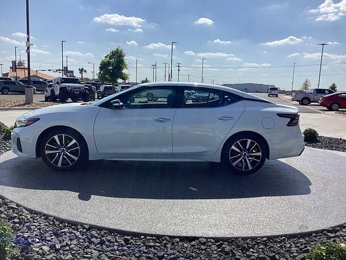 2023 Nissan Maxima SV