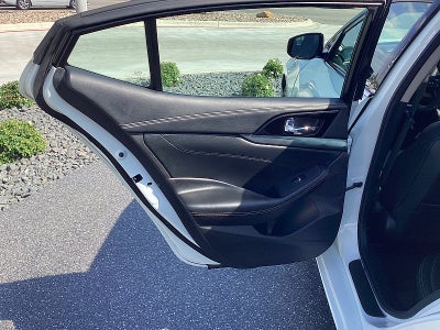 2023 Nissan Maxima SV