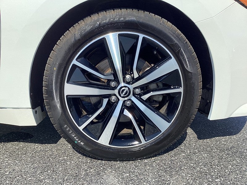 2023 Nissan Maxima SV