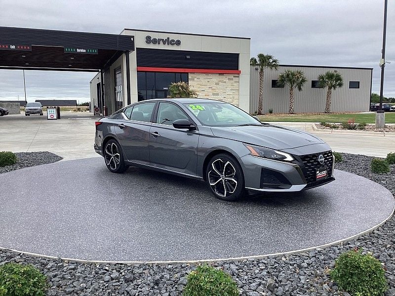 2024 Nissan Altima 2.5 SR