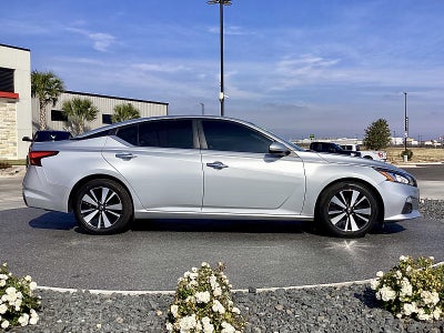 2021 Nissan Altima 2.5 SV