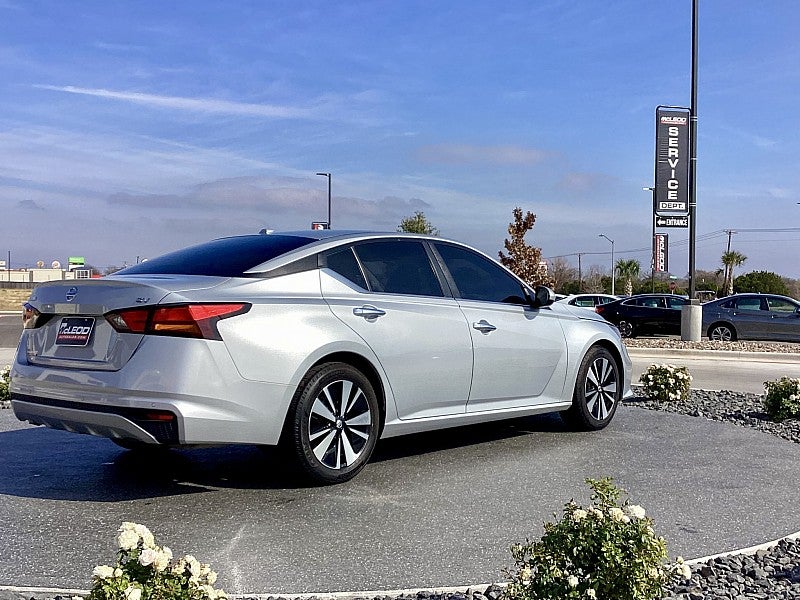 2021 Nissan Altima 2.5 SV
